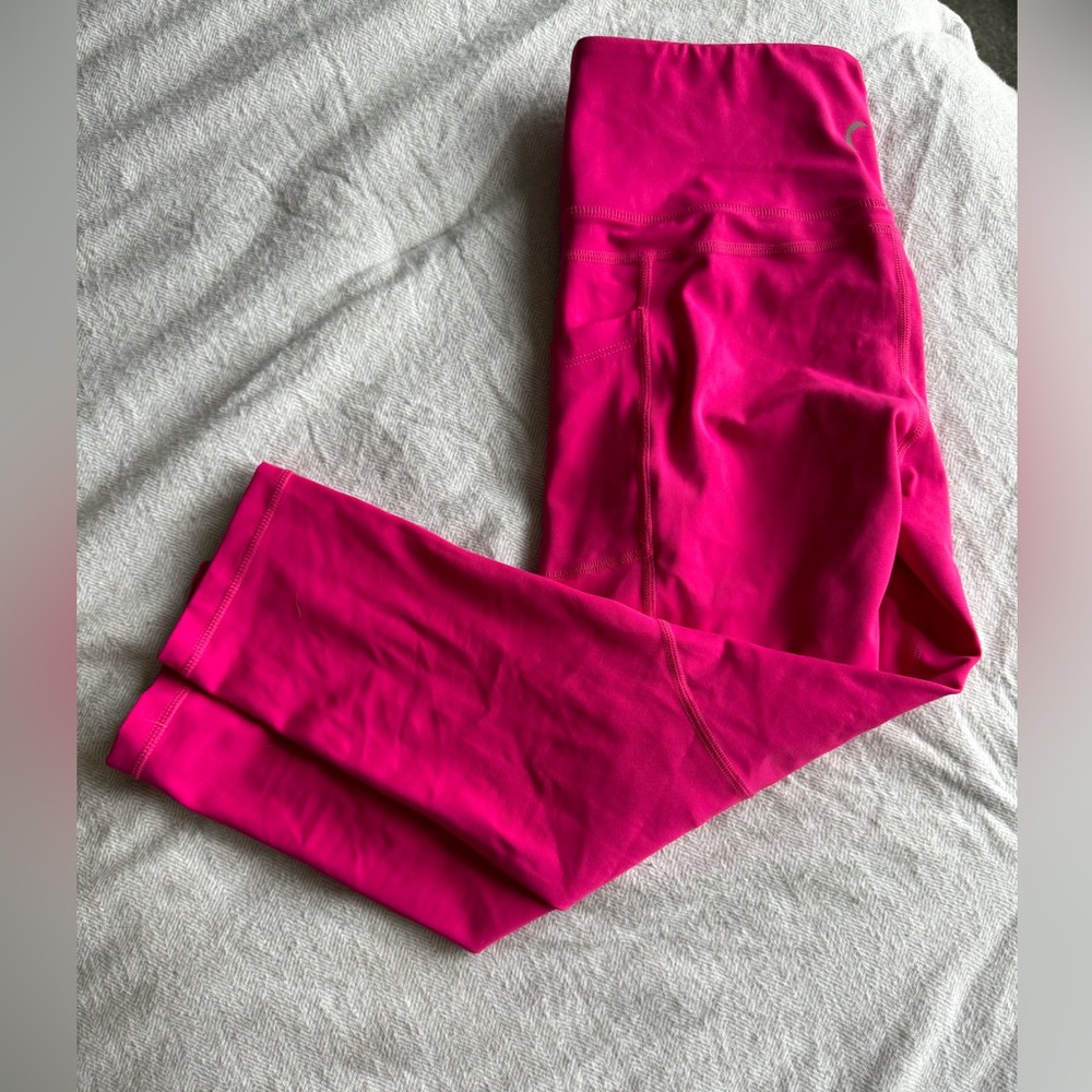 Pink Light and tight legging with pocket Capris 6-8